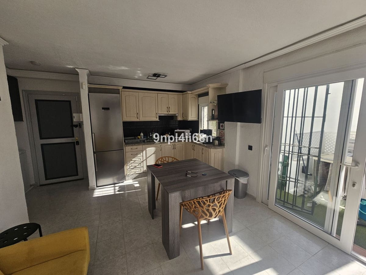 1 makuuhuone Huoneisto myytävänä paikassa Riviera del Sol mukana uima-altaan - 325 000 € (Ref: 9972165)
