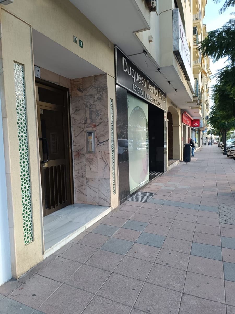 4 soveværelse Lejlighed til salg i San Luis de Sabinillas - € 295.000 (Ref: 9972172)