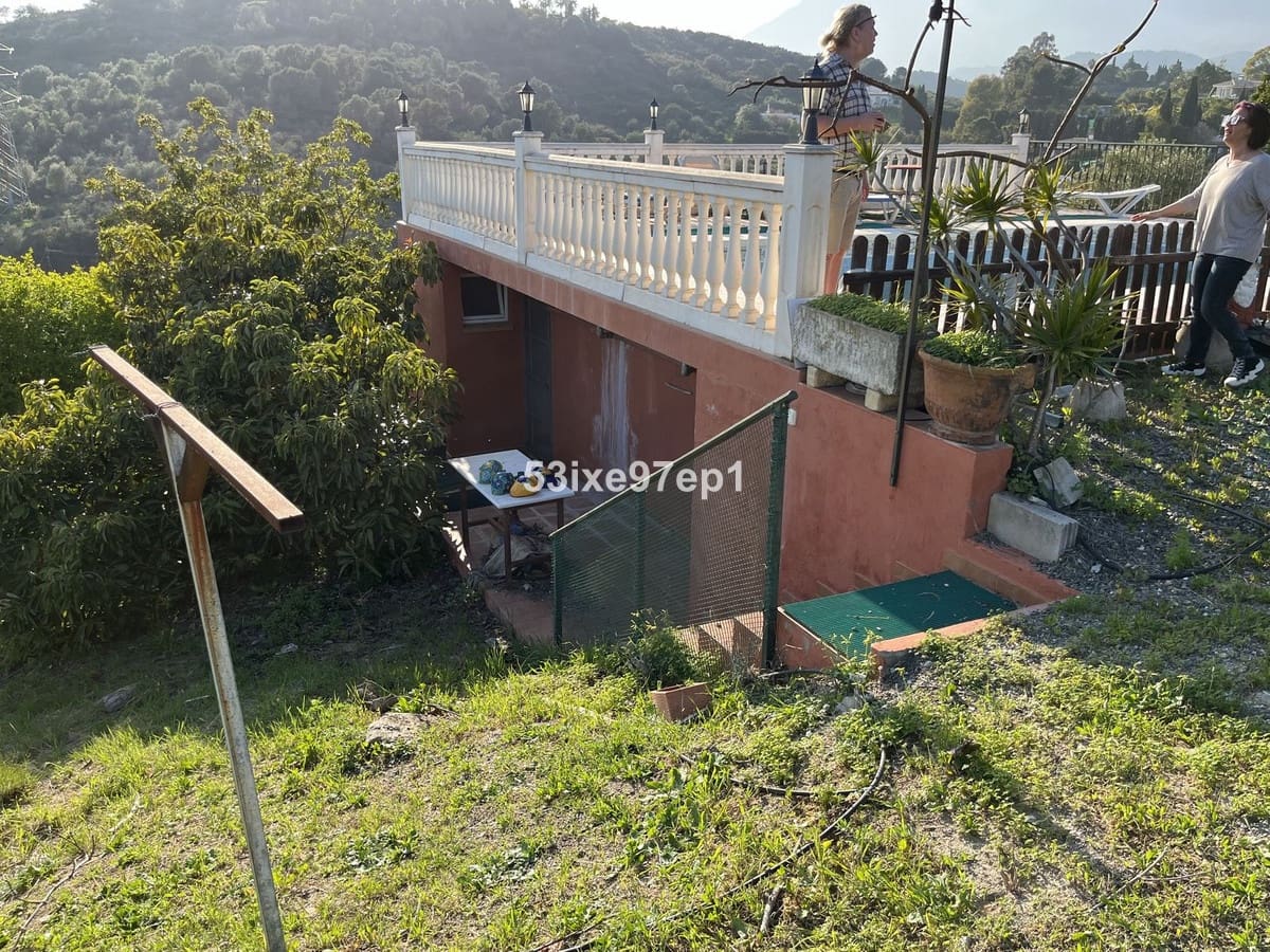 3 bedroom Finca/Country House for sale in Estepona with pool - € 395,000 (Ref: 9972173)