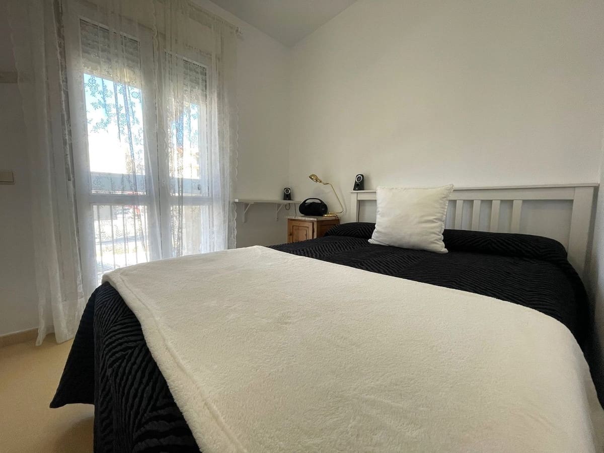 3 soverom Leilighet til salgs i San Luis de Sabinillas med svømmebasseng - € 292 000 (Ref: 9972176)