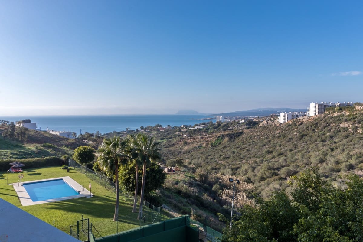 2 chambre Appartement à vendre à Manilva avec piscine - 390 000 € (Ref: 9972179)
