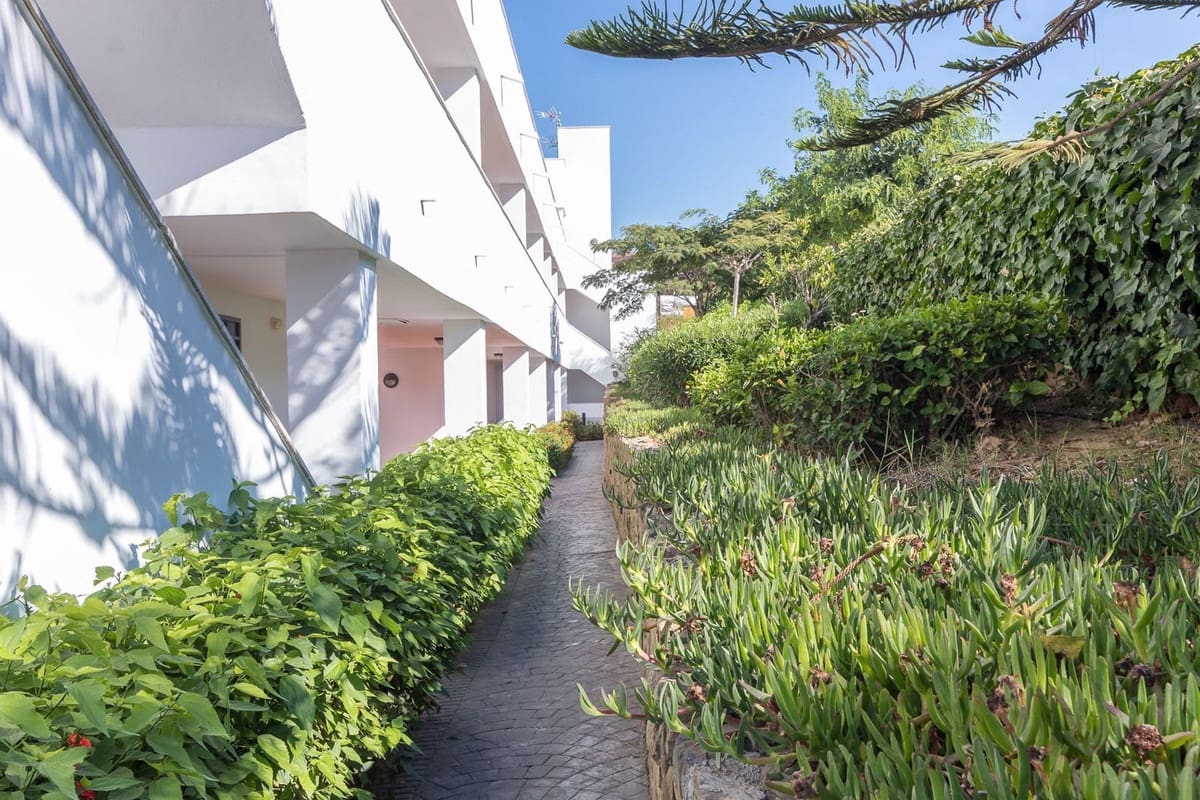 2 chambre Appartement à vendre à Manilva avec piscine - 390 000 € (Ref: 9972179)