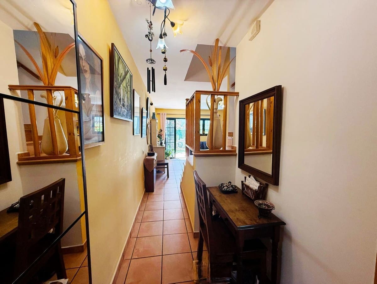 3 sovrum Hus till salu i Mijas Golf med pool garage - 398 000 € (Ref: 9972180)