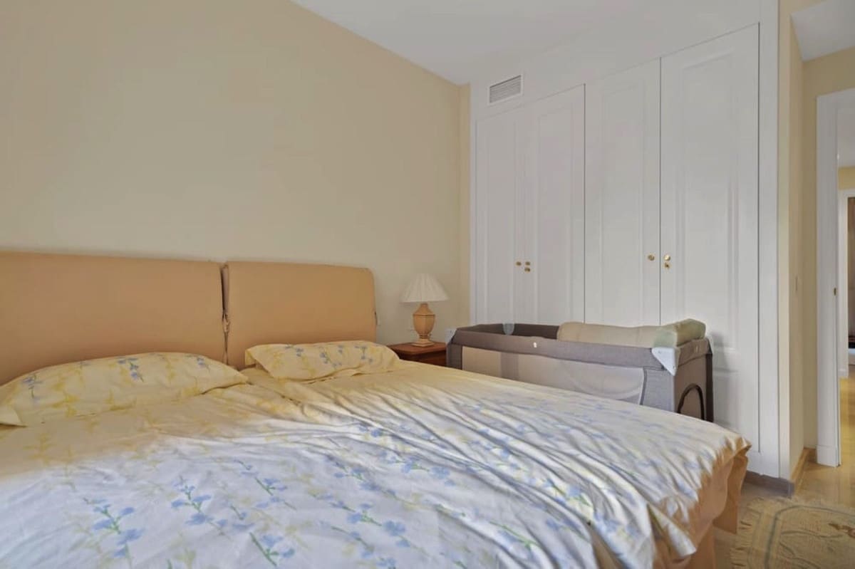 3 soverom Leilighet til salgs i San Luis de Sabinillas med svømmebasseng garasje - € 323 000 (Ref: 9972184)