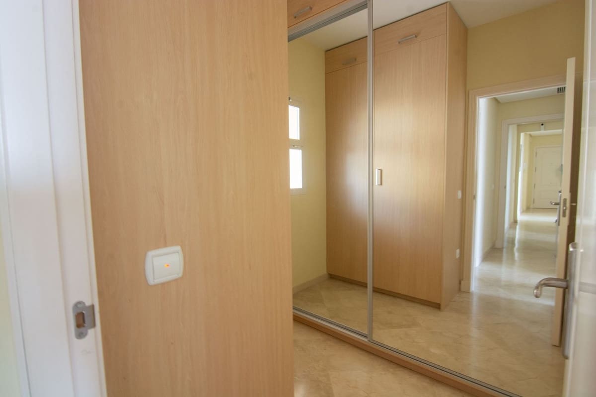 2 slaapkamer Appartement te koop in La Mairena met zwembad - € 395.000 (Ref: 9972188)