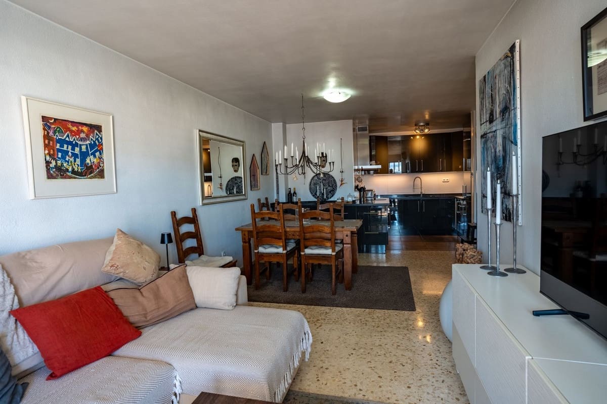 2 soveværelse Lejlighed til salg i Fuengirola med garage - € 389.000 (Ref: 9972189)