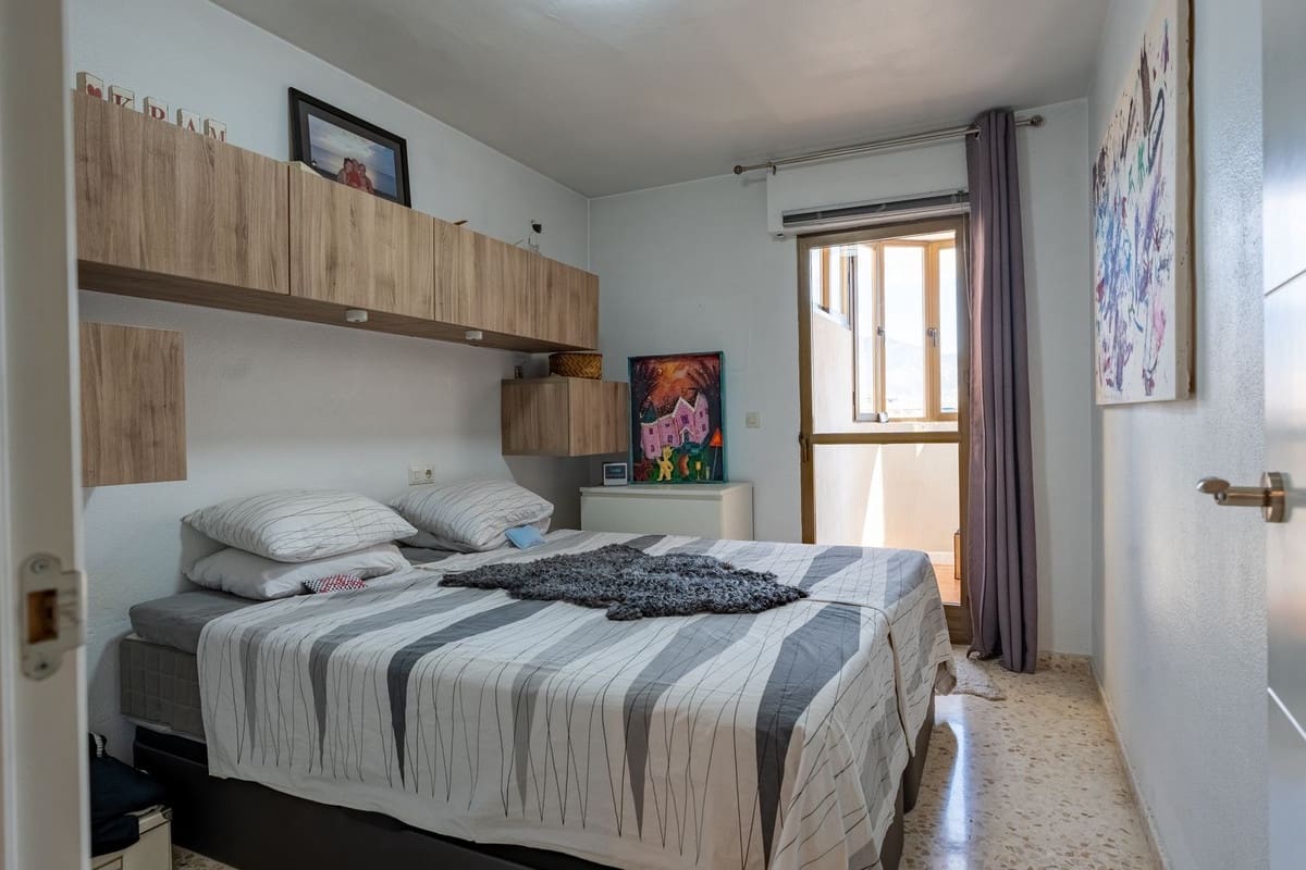 2 soveværelse Lejlighed til salg i Fuengirola med garage - € 389.000 (Ref: 9972189)