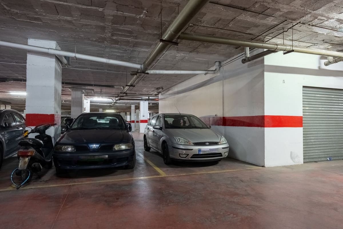 2 soveværelse Lejlighed til salg i Fuengirola med garage - € 389.000 (Ref: 9972189)