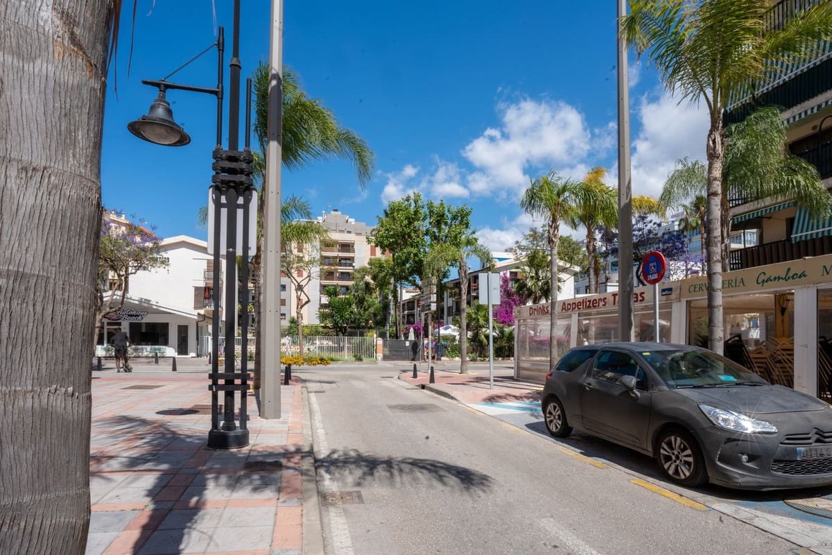 2 soveværelse Lejlighed til salg i Fuengirola med garage - € 389.000 (Ref: 9972189)