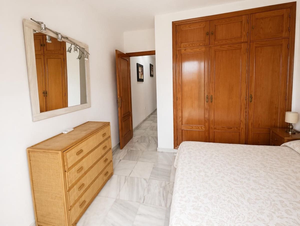 Apartamento de 1 habitación en Fuengirola en venta con piscina - 270.000 € (Ref: 9972190)
