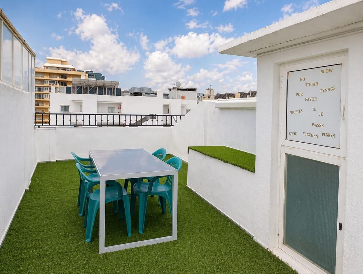 Apartamento de 1 habitación en Fuengirola en venta con piscina - 270.000 € (Ref: 9972190)