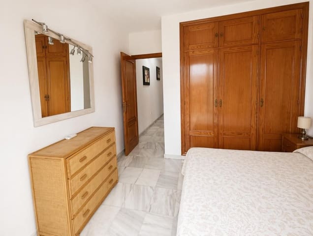 1 sypialnia Apartament na sprzedaż w Los Boliches , Fuengirola z basenem - 270 000 € (Ref: 9972190)
