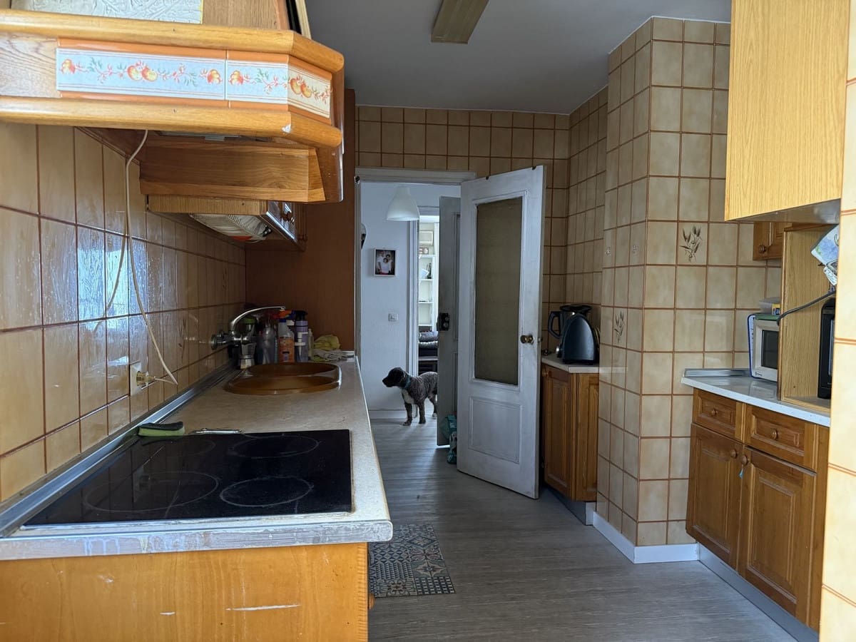 3 soveværelse Lejlighed til salg i Estepona - € 415.000 (Ref: 9972192)