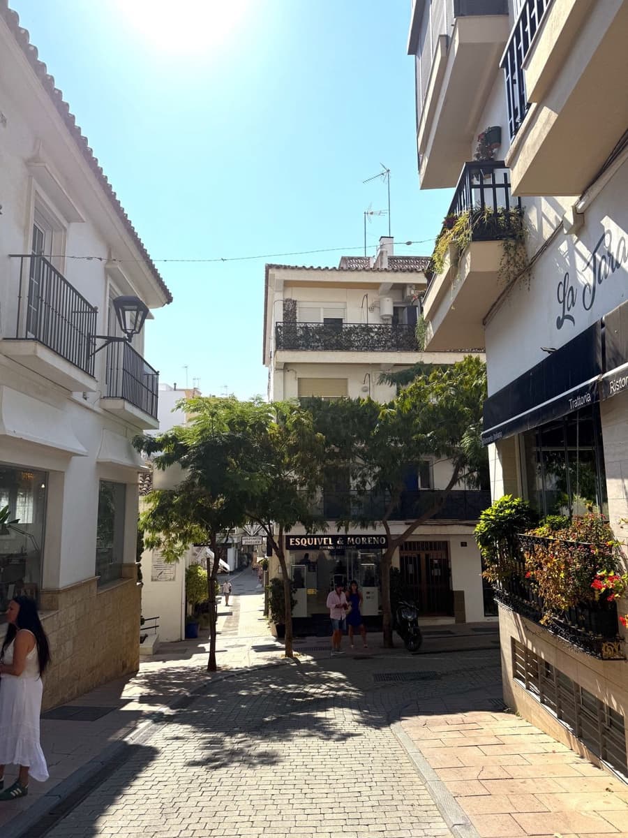 3 soveværelse Lejlighed til salg i Estepona - € 415.000 (Ref: 9972192)