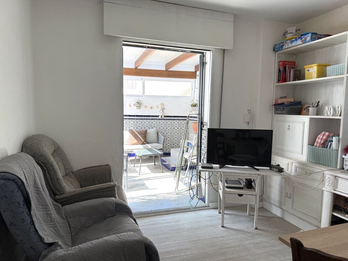 3 soveværelse Lejlighed til salg i Estepona - € 415.000 (Ref: 9972192)