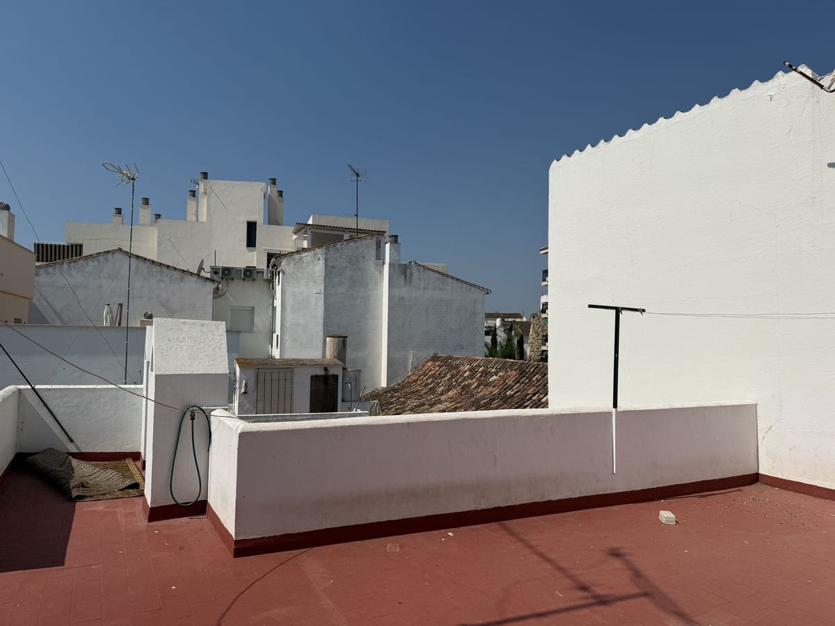 3 soveværelse Lejlighed til salg i Estepona - € 415.000 (Ref: 9972192)