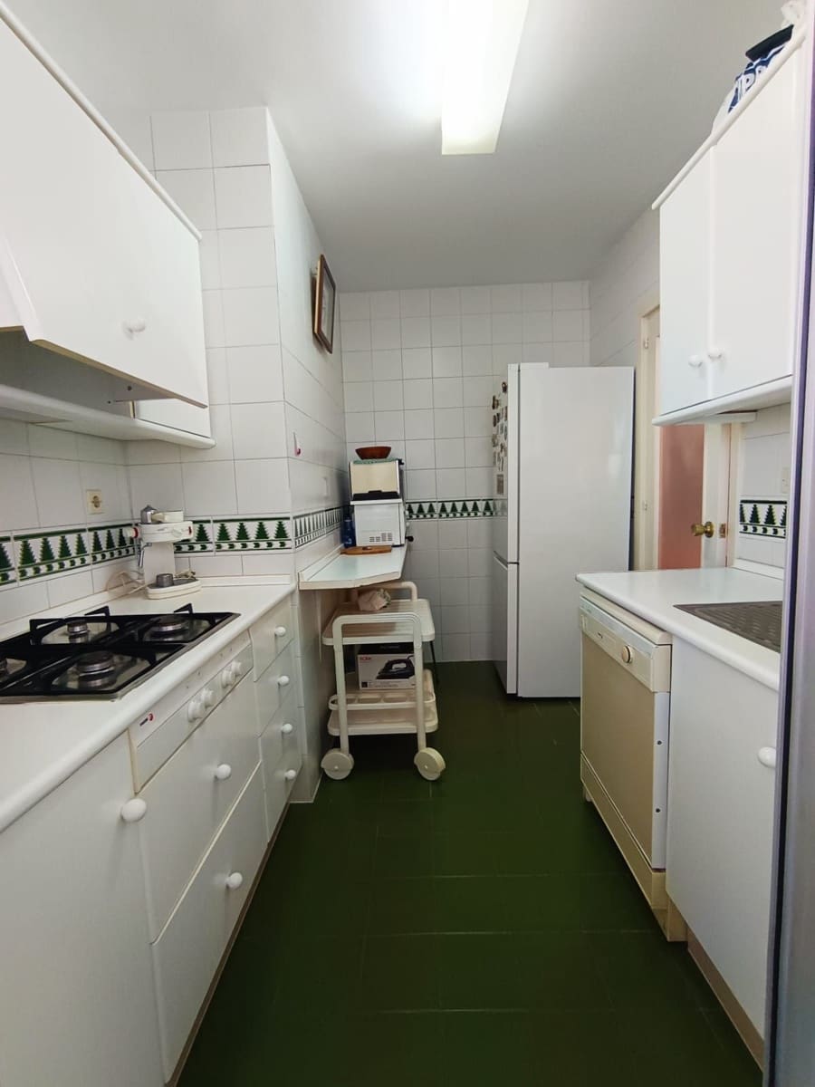 2 soveværelse Lejlighed til salg i Fuengirola med swimmingpool - € 465.000 (Ref: 9972549)