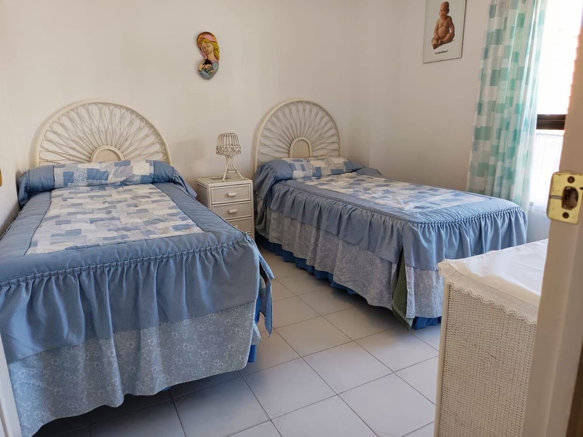 2 soveværelse Lejlighed til salg i Fuengirola med swimmingpool - € 465.000 (Ref: 9972549)