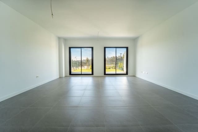 2 soverom Leilighet til salgs i Mijas Costa, Mijas med svømmebasseng garasje - € 455 000 (Ref: 9972550)