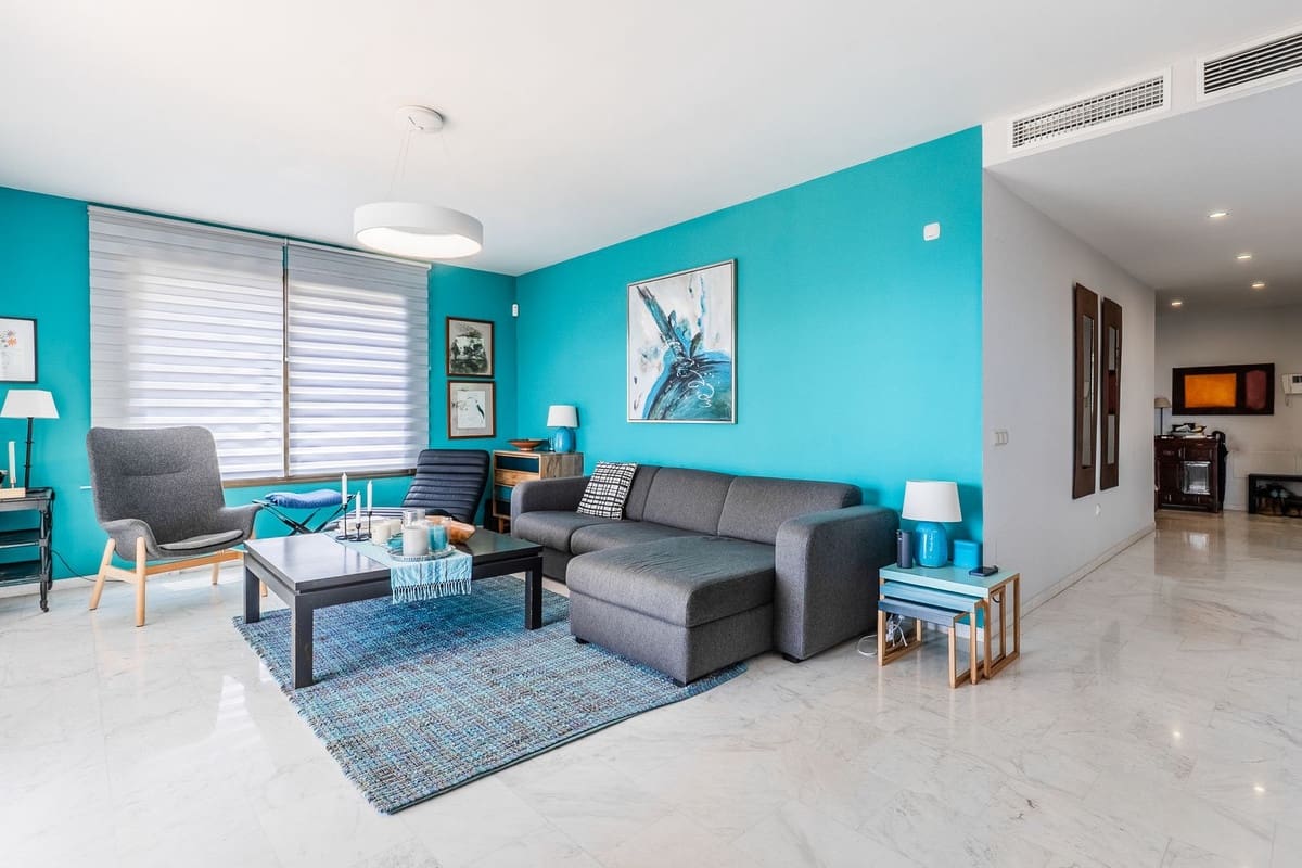 2 soveværelse Lejlighed til salg i La Mairena med swimmingpool garage - € 449.000 (Ref: 9972552)