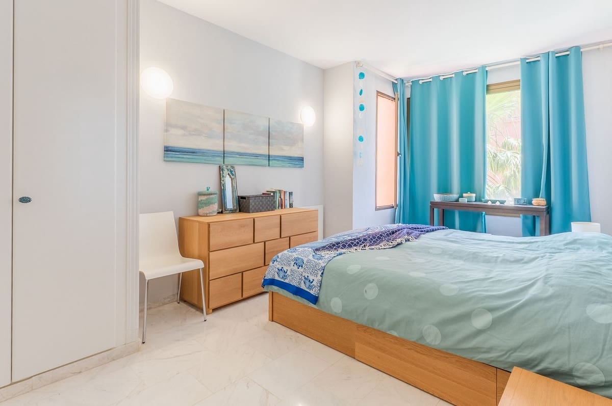 2 soveværelse Lejlighed til salg i La Mairena med swimmingpool garage - € 449.000 (Ref: 9972552)