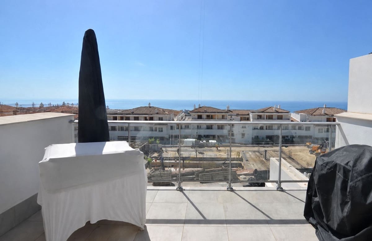3 slaapkamer Appartement te koop in Benalmadena met zwembad garage - € 450.000 (Ref: 9972554)