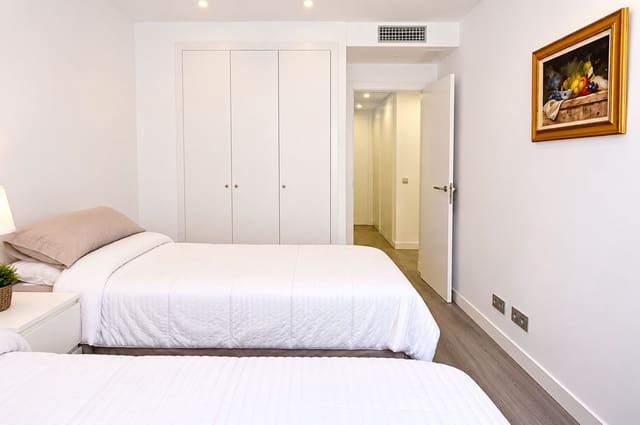 3 slaapkamer Appartement te koop in Benalmádena met zwembad garage - € 450.000 (Ref: 9972554)
