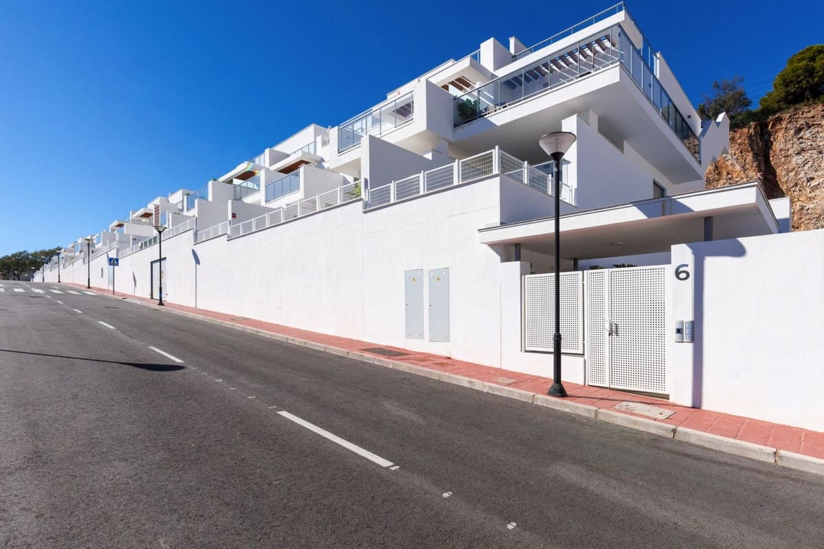 3 slaapkamer Appartement te koop in Benalmadena met zwembad garage - € 450.000 (Ref: 9972554)