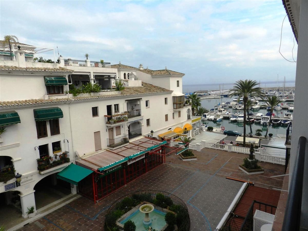 3 bedroom Apartment for sale in La Duquesa / Puerto de la Duquesa - € 420,000 (Ref: 9972556)