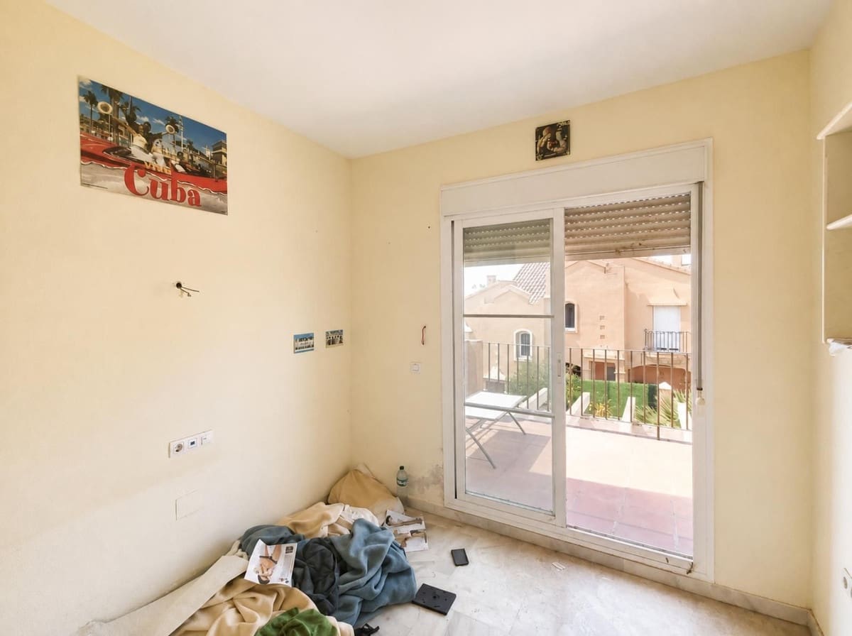 3 sypialnia Willa na sprzedaż w Riviera del Sol z basenem - 479 000 € (Ref: 9972560)