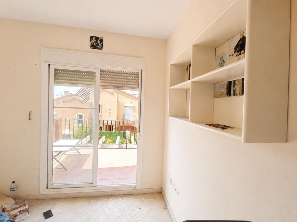 3 sypialnia Willa na sprzedaż w Riviera del Sol z basenem - 479 000 € (Ref: 9972560)