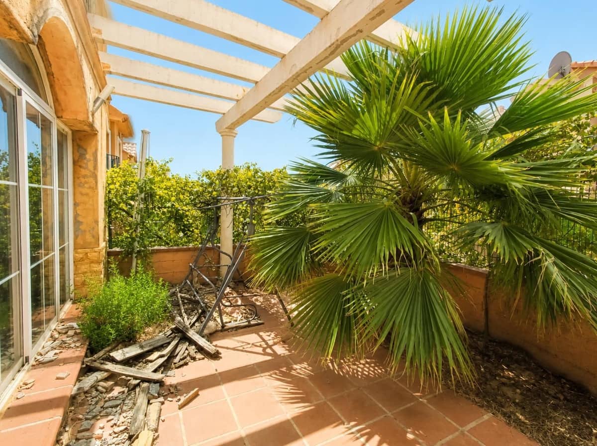 3 sypialnia Willa na sprzedaż w Riviera del Sol z basenem - 479 000 € (Ref: 9972560)
