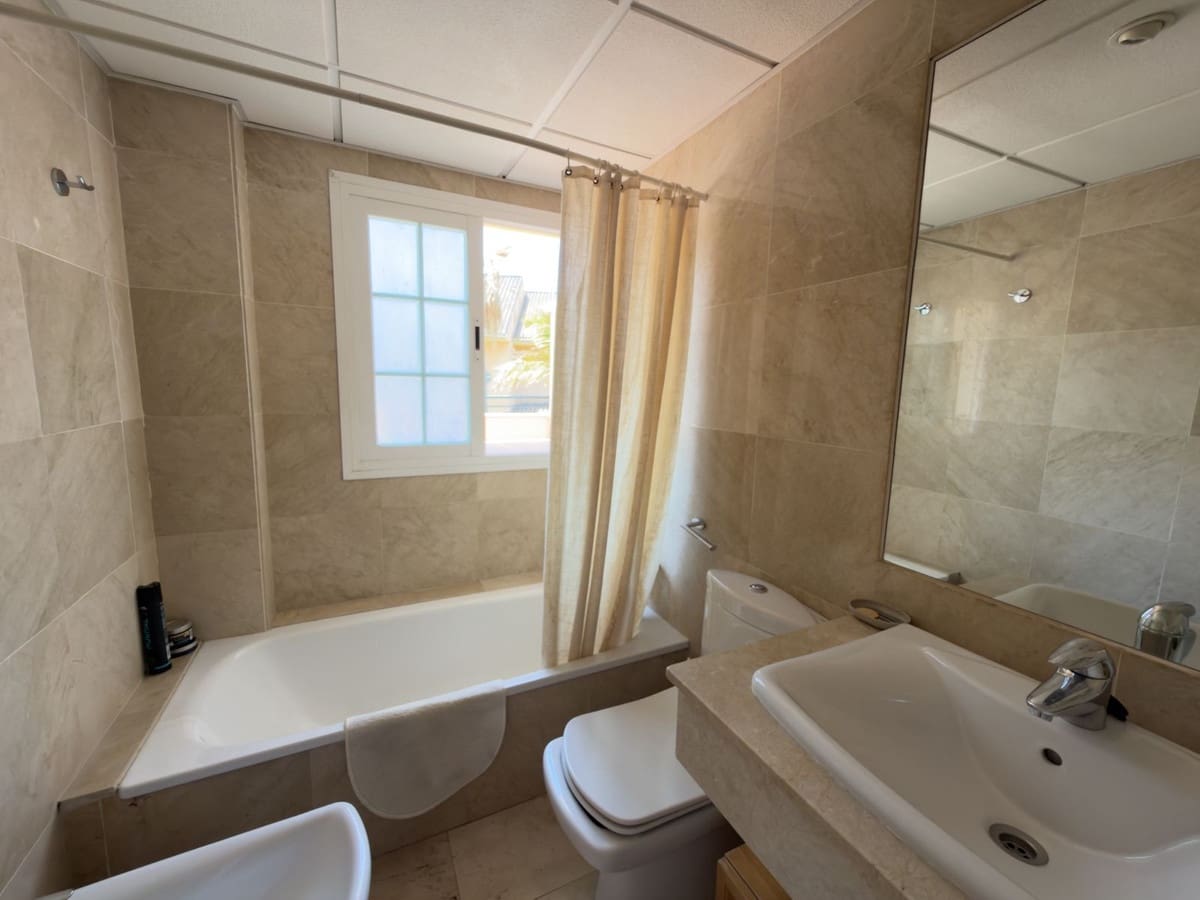 Apartamento de 1 habitación en Elviria en venta con piscina garaje - 430.000 € (Ref: 9972562)