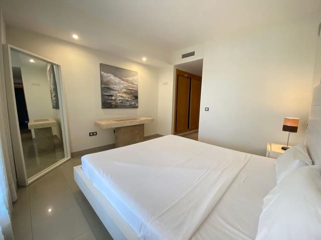 2 soverom Leilighet til salgs i El Paraiso, Estepona med svømmebasseng - € 430 000 (Ref: 9972565)