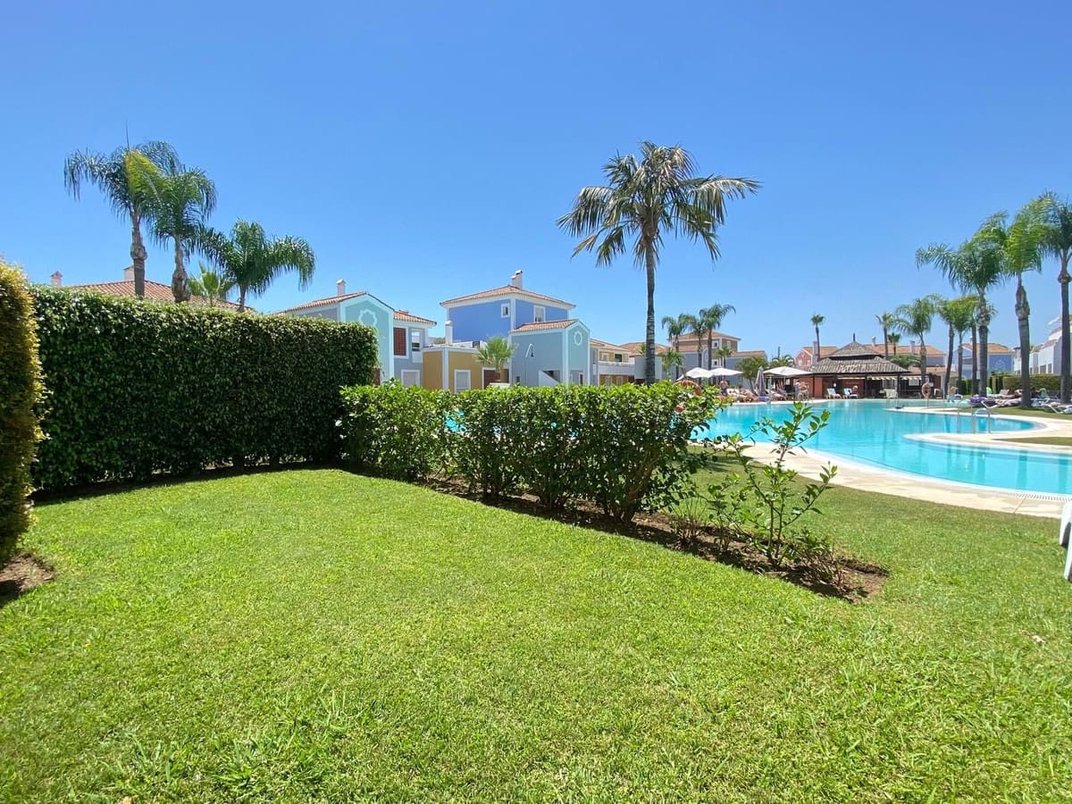 2 soverom Leilighet til salgs i El Paraiso med svømmebasseng - € 430 000 (Ref: 9972565)