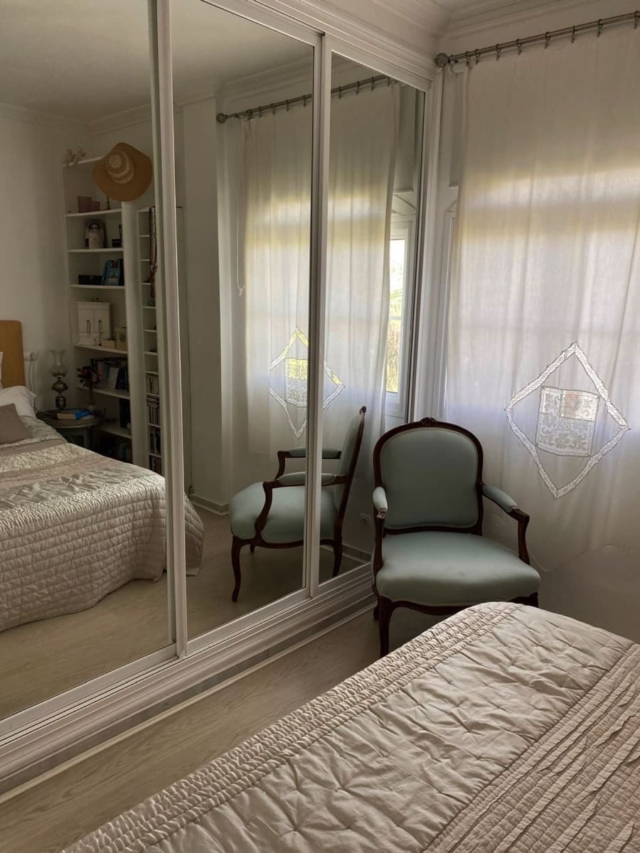 2 soveværelse Lejlighed til salg i Estepona med swimmingpool - € 450.000 (Ref: 9972567)
