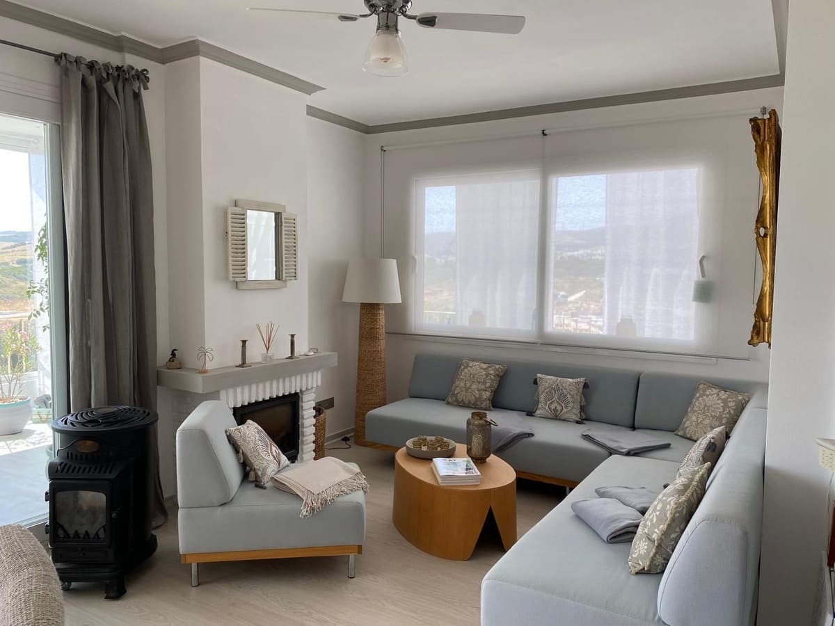 2 soveværelse Lejlighed til salg i Estepona med swimmingpool - € 450.000 (Ref: 9972567)