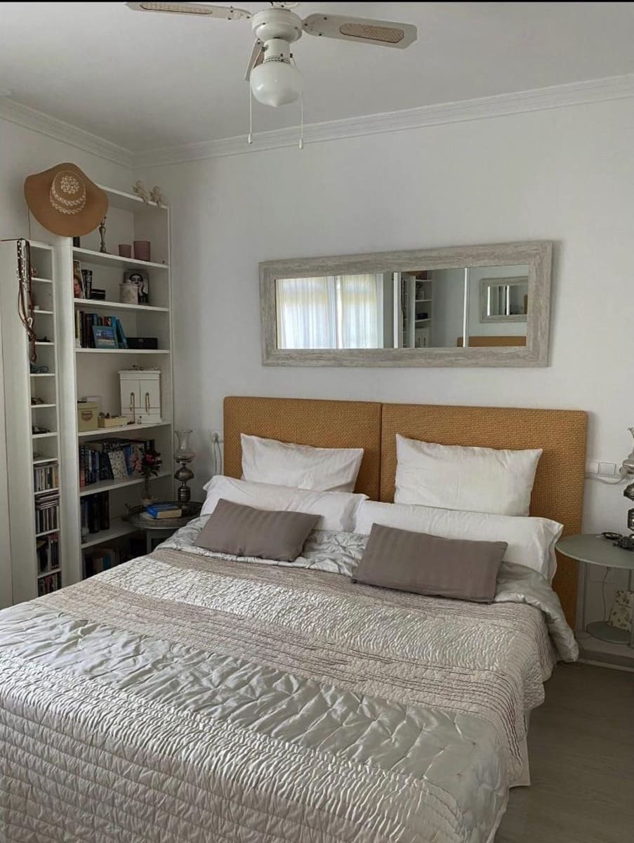 2 soveværelse Lejlighed til salg i Estepona med swimmingpool - € 450.000 (Ref: 9972567)
