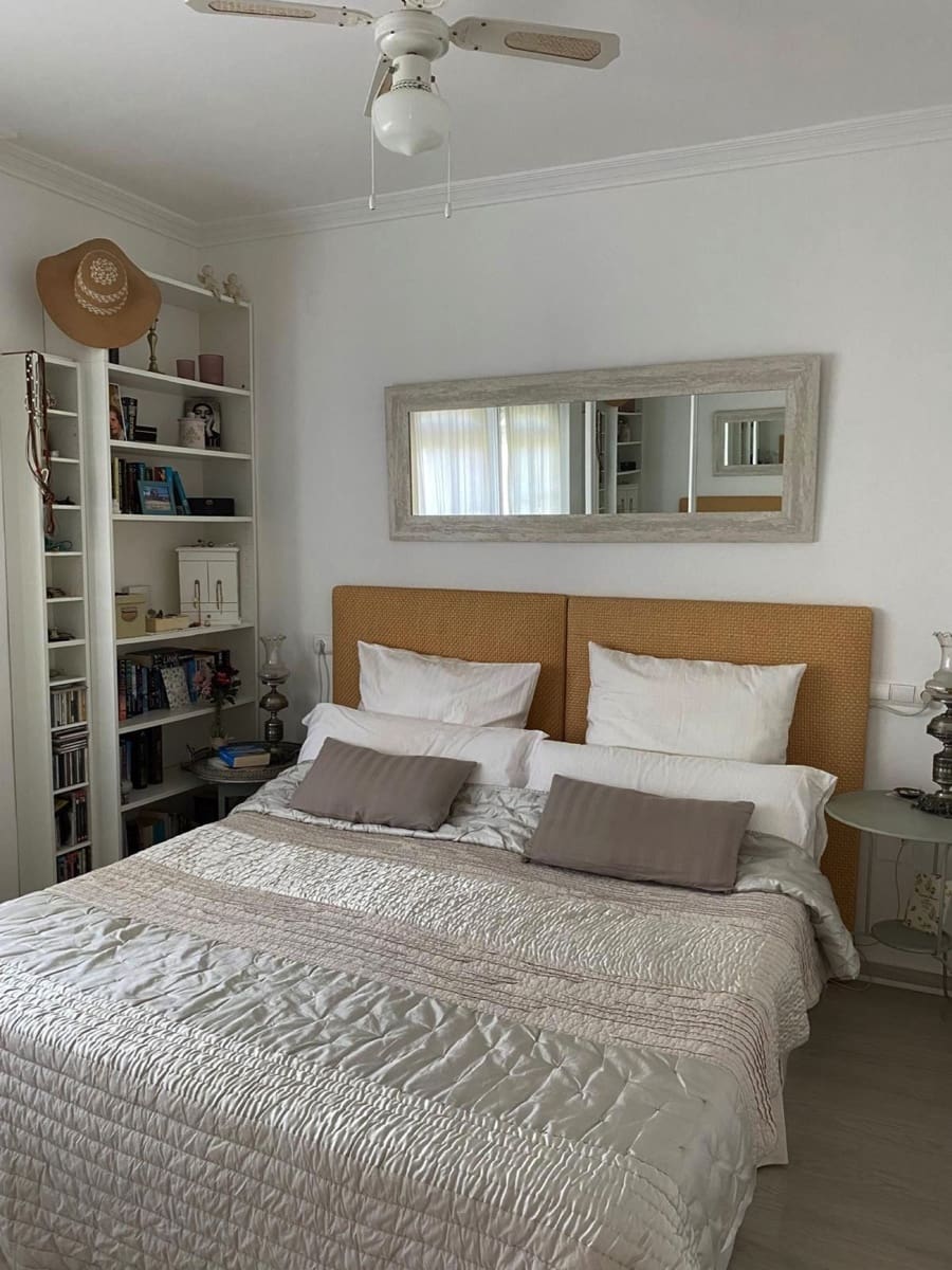 2 soveværelse Lejlighed til salg i Estepona med swimmingpool - € 450.000 (Ref: 9972567)