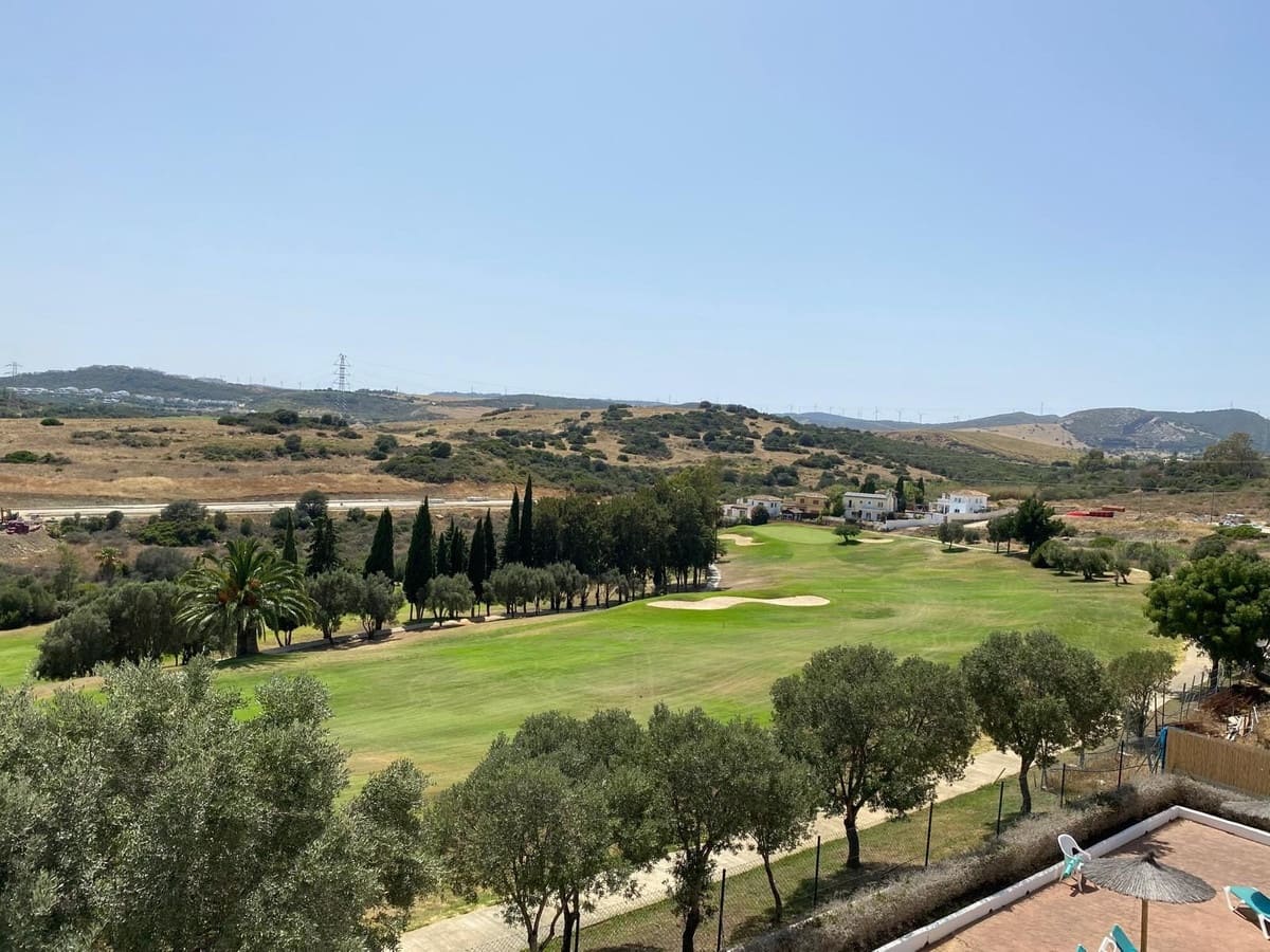 2 soveværelse Lejlighed til salg i Estepona med swimmingpool - € 450.000 (Ref: 9972567)