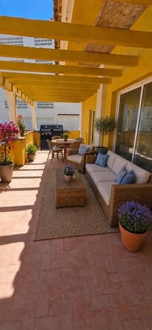 2 soverom Leilighet til salgs i Benalmadena Costa, Benalmádena med svømmebasseng - € 440 000 (Ref: 9972570)