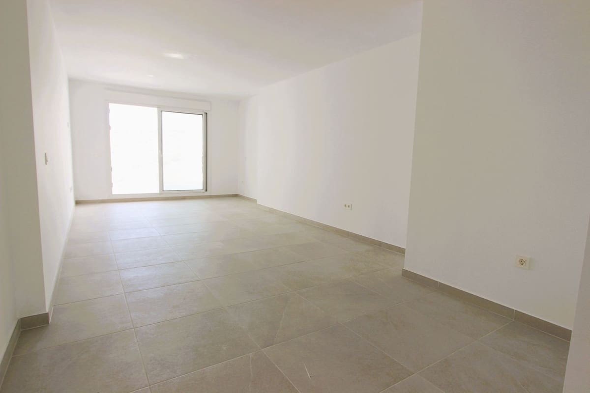 3 slaapkamer Appartement te koop in La Cala de Mijas met zwembad - € 480.000 (Ref: 9972572)