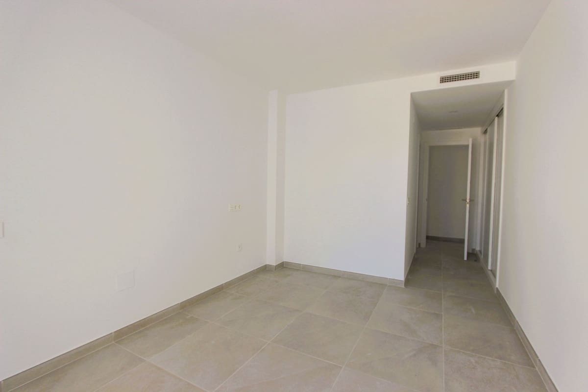 3 slaapkamer Appartement te koop in La Cala de Mijas met zwembad - € 480.000 (Ref: 9972572)