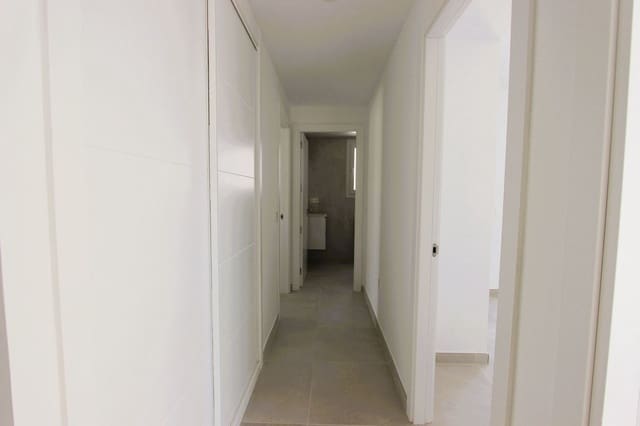 3 slaapkamer Appartement te koop in La Cala de Mijas, Mijas met zwembad - € 480.000 (Ref: 9972572)