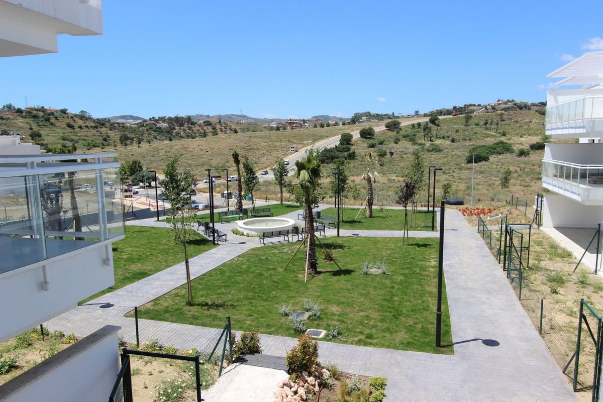 3 slaapkamer Appartement te koop in La Cala de Mijas met zwembad - € 480.000 (Ref: 9972572)