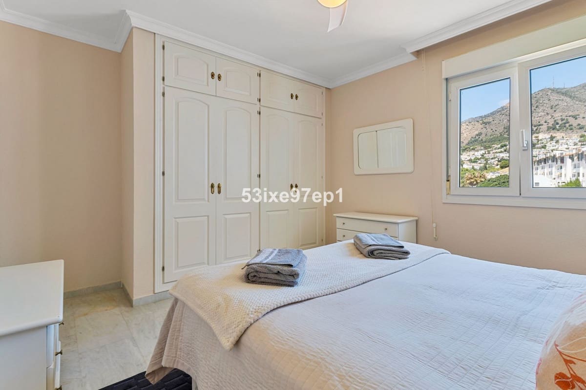 2 bedroom Townhouse for sale in Fuengirola with pool - € 439,000 (Ref: 9972573)