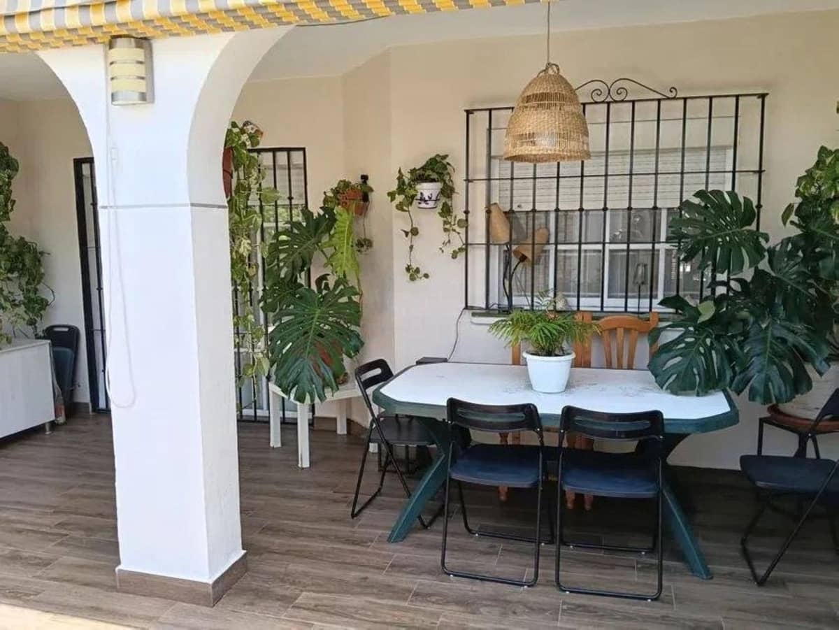3 bedroom Townhouse for sale in Torremolinos with pool - € 449,000 (Ref: 9972574)