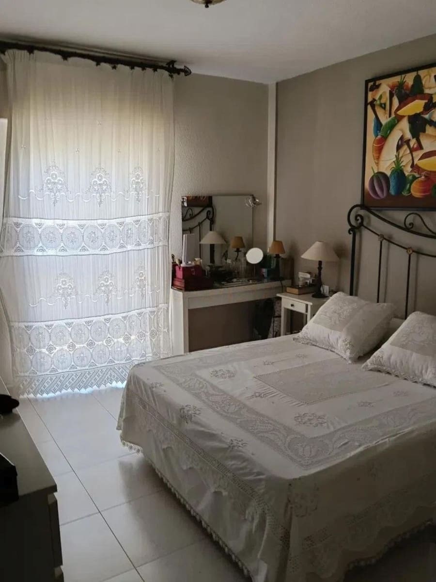 3 bedroom Townhouse for sale in Torremolinos with pool - € 449,000 (Ref: 9972574)