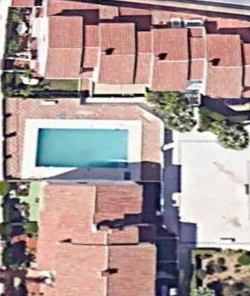 3 bedroom Townhouse for sale in Torremolinos with pool - € 449,000 (Ref: 9972574)