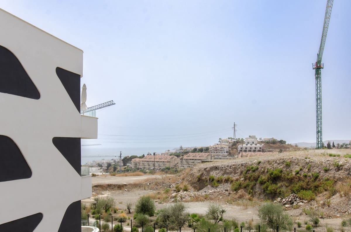 2 slaapkamer Appartement te koop in Fuengirola - € 459.000 (Ref: 9972575)